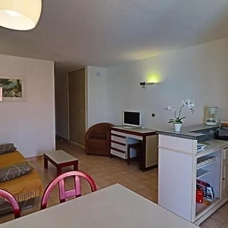 Sete, 2 Pieces, 4 Personnes - Fr-1-472a-100 דירה